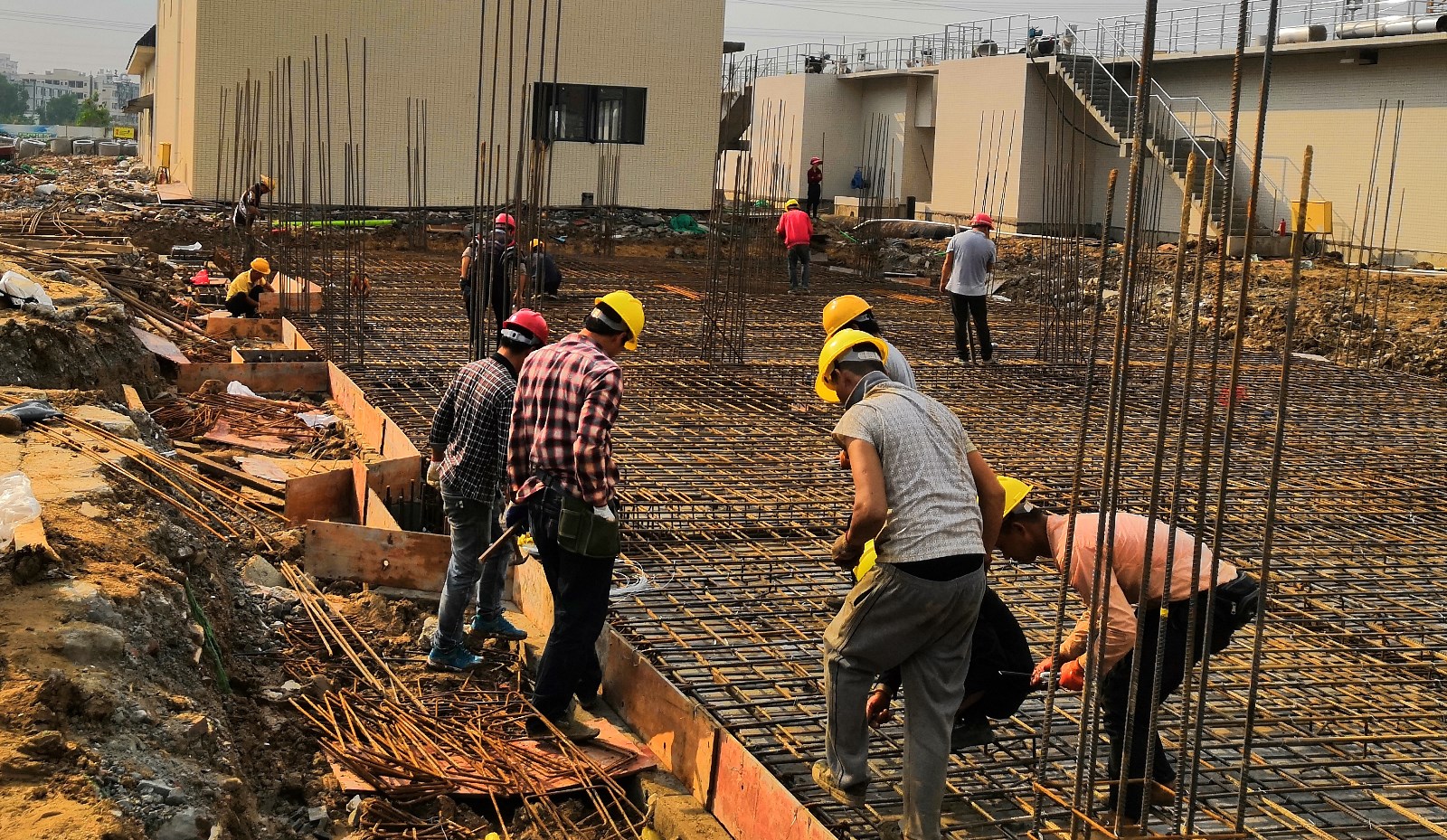 09-水投公司第一工程管理處黨員業(yè)務骨干現(xiàn)場勘察虎門一期提標項目工程.jpg 09-水投公司第一工程管理處黨員業(yè)務骨干現(xiàn)場勘察虎門一期提標項目工程.jpg