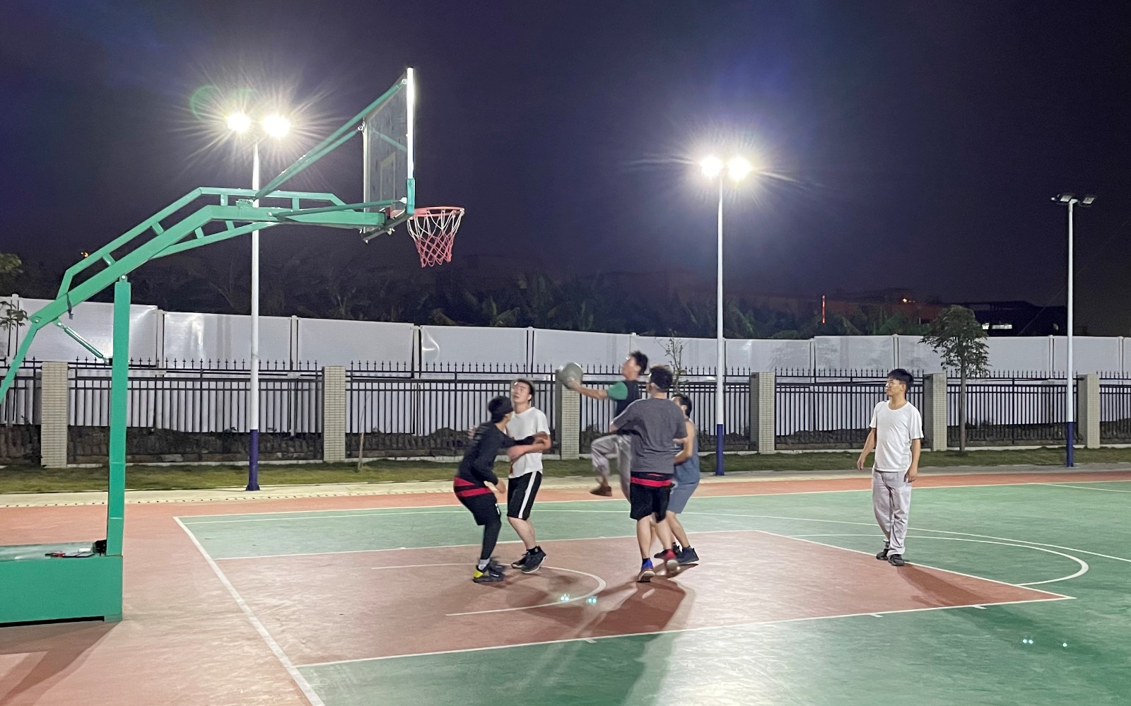 籃球場娛樂00.jpg